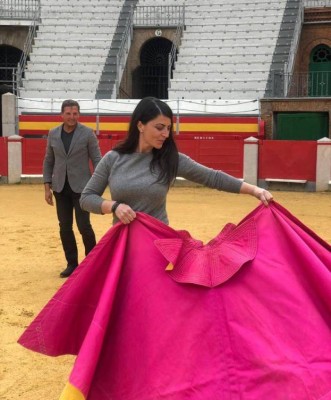 Macarena Olona de Vox a capa.jpg