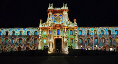 Videomapping inmersivo en Conde Duque.jpg