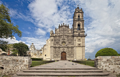 Templo de San Francisco Javier San Pedro Tepotzotlán.jpg