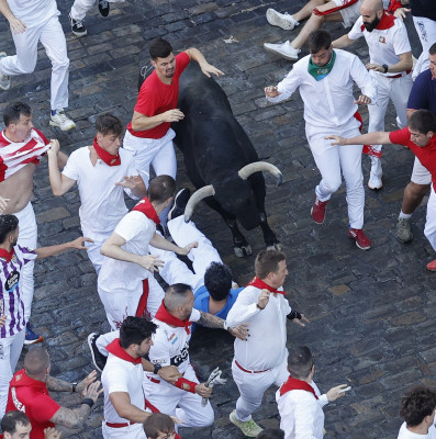 Mozo camiseta del Granada.jpg