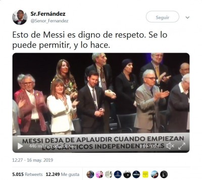 Messi deja de aplaudir.JPG
