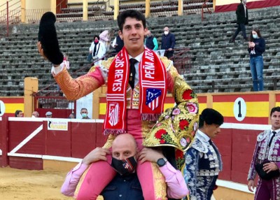 Puerta Grande de Diego Garcia en Tudela Navarra Dom 23.jpg