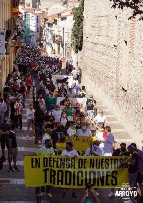 5 09 2021 Arganda manifestación calles de San Juan y plaza de la Constitución.jpg