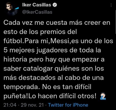 Casillas Balon de Oro Messi.jpg