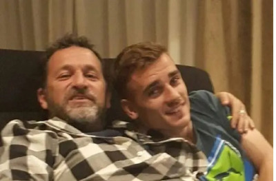 Eric Olhats Y Antoine Griezmann.jpg