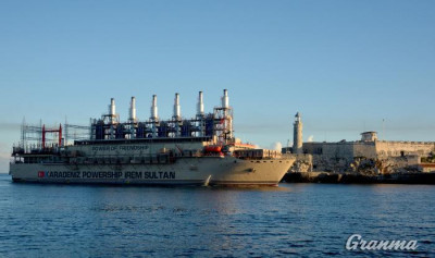 barco turco bloqueo.jpg