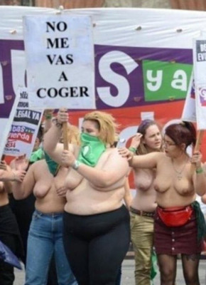 manifestaciones frente a sedes policiales.jpg