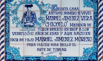 Chicuelo Azulejo en memoria del padre y el Abuelo de RJC.jpg