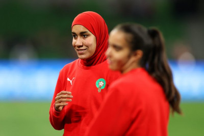 hijab Nouhaila Benzina de Marruecos en el fútbol.jpg
