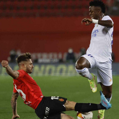 cazar a vinicius.jpeg