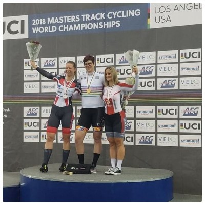 La profesora McKinnon Transexual campeona de ciclismo.JPG