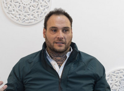 Este es Francisco Javier, el militar, dice que es mujer.jpeg