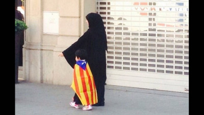 1 5 burka y bandera con estrella hagan comentarios.jpg
