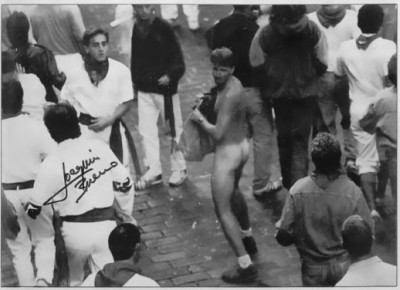 Aquellos sanfermines nudista.jpg
