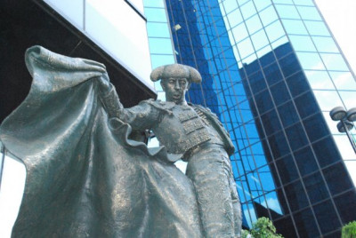 Humberto Peraza torero.jpg