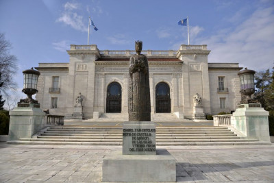 Isabel La Católica de José Luis Sánchez.jpg