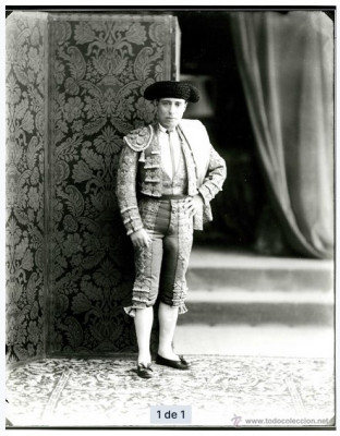 Rafael el Gallo por Antonio Calvache.jpg