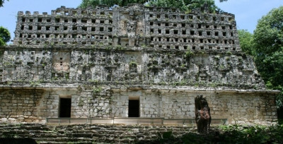 Chiapas Yaxchilan Antigua ciudad maya.jpg