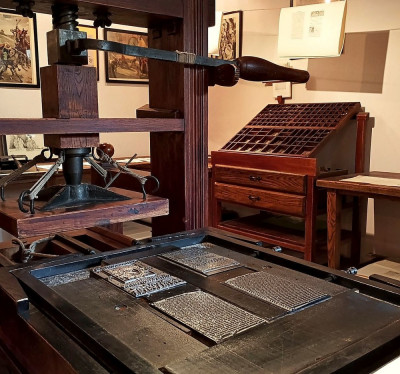 Imprenta Quijote Sala.jpg