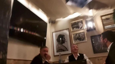 Riquelme se reúne con Gil Marín en La tienda Madrid.jpg