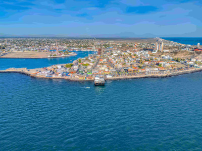Puerto Peñasco, Sonora, panorama desde el mar.jpg