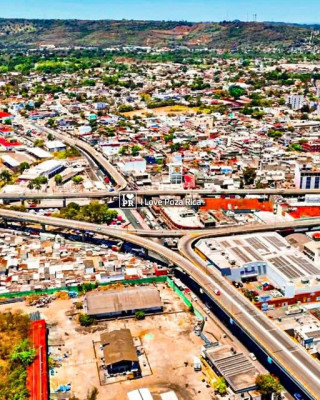 Poza Rica, capital de la región petrolera del norte.jpg