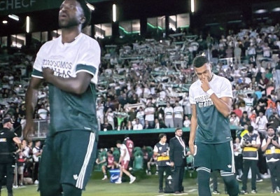 Vinicius Konaté y Mbappé señalados por no seguir al resto de jugadores del Real Madrid.jpg